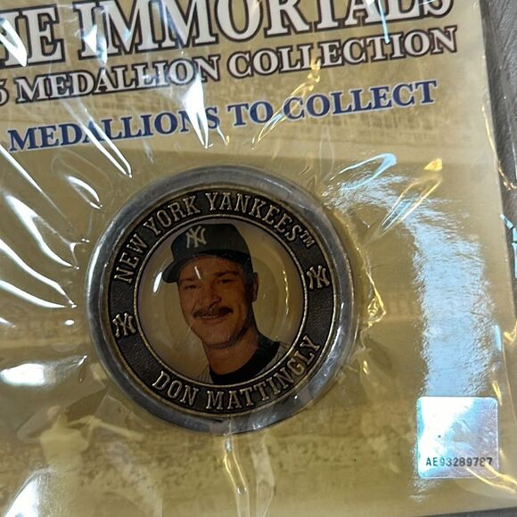 Don Mattingly #23 Immortals 2005 Medallion Collection New York Post Yankees Coin - Picture 4 of 7